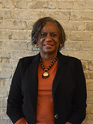 Headshot of Boardmember Marilyn Oliver